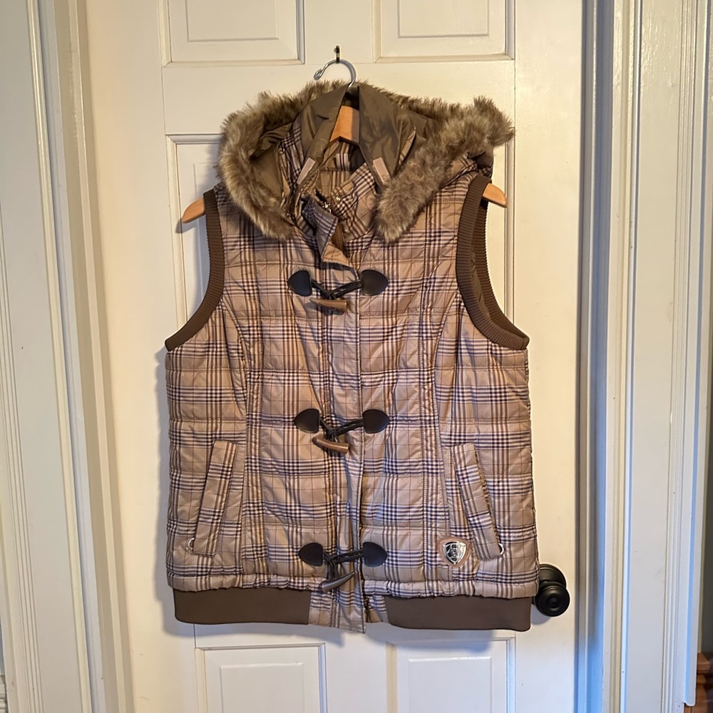 Ariat International, Size XL, women’s riding vest